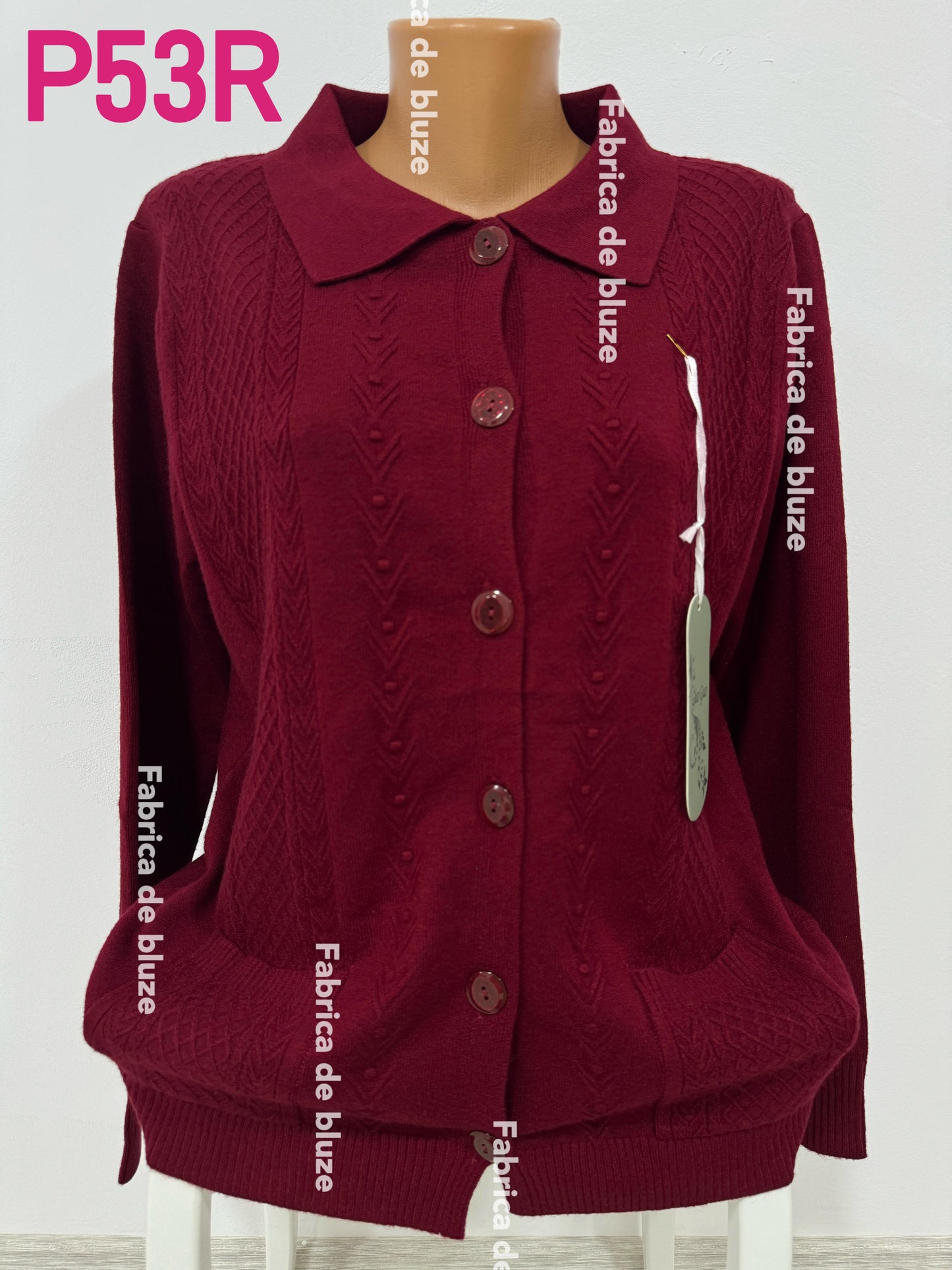 Pulover cu Nasturi P53